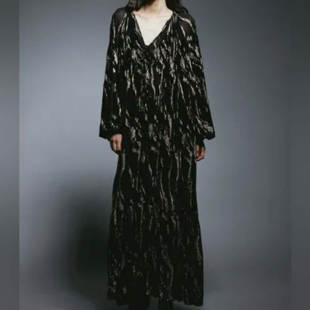 H&M patternEd maxi dress black/gold sz S, M, L & XL BNWT